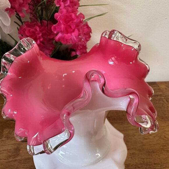 Fenton Silver Crest Pink Ruffled Vase Vintage Art Glass White Milk Glass Crimped - Picture 7 of 7